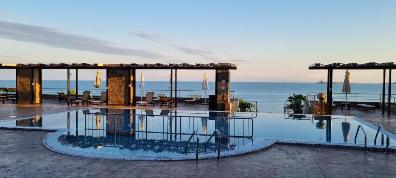 Dolce Vita II Waterfront Sunset Sea View Luxury Apartament 스베티 블라스 외부 사진