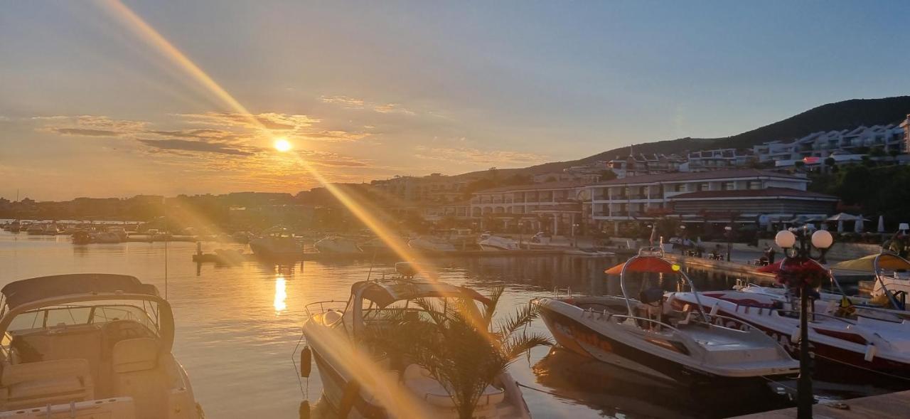 Dolce Vita II Waterfront Sunset Sea View Luxury Apartament 스베티 블라스 외부 사진